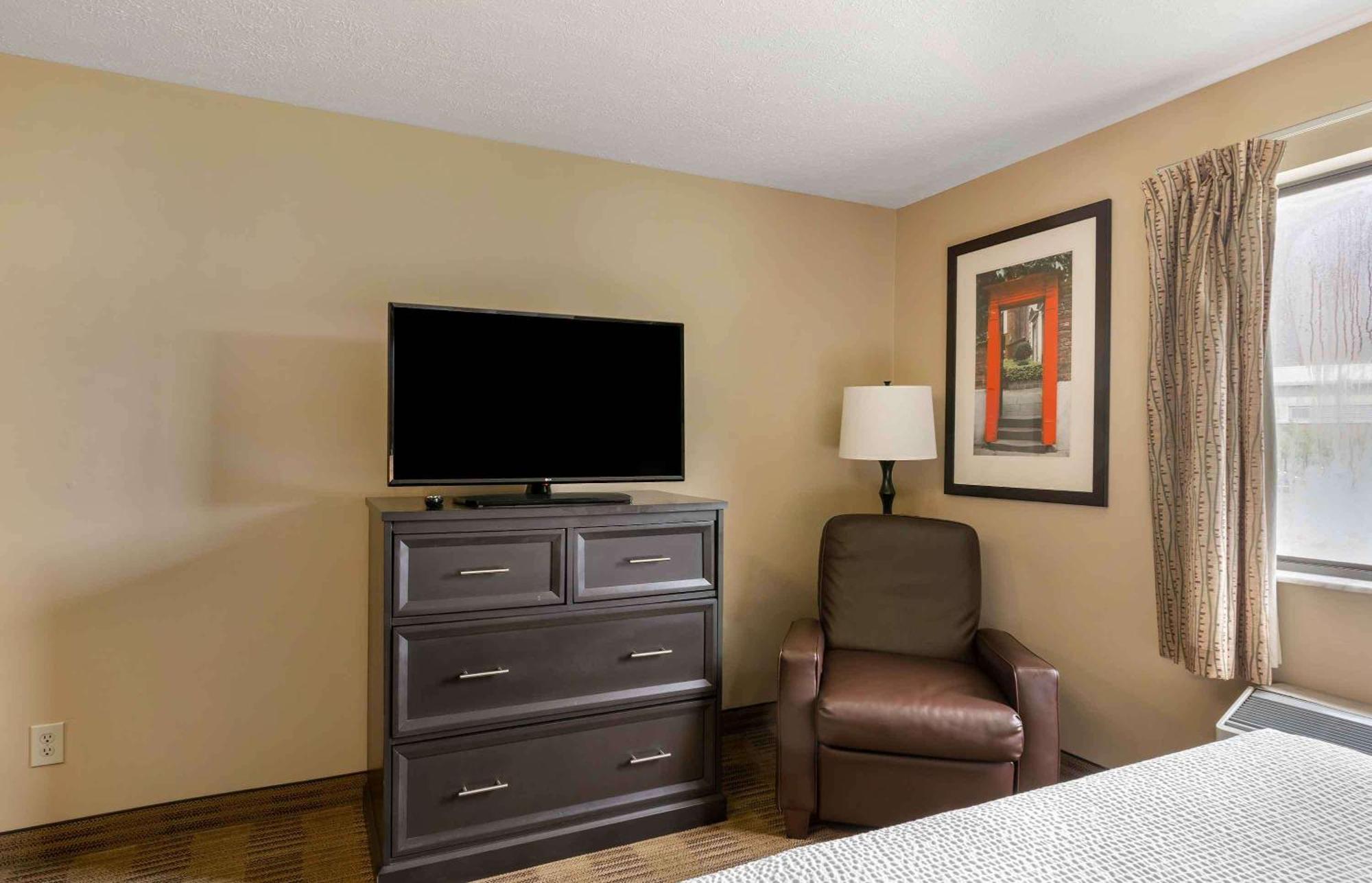 Extended Stay America Select Suites - Atlanta - Kennesaw Chastain Rd Exterior foto